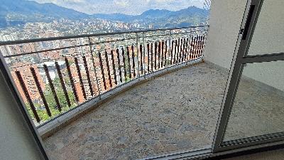 Apartamento de 3 alcobas en arriendo en Aves Maria, Sabaneta, 125 m² · foto 2 de 19