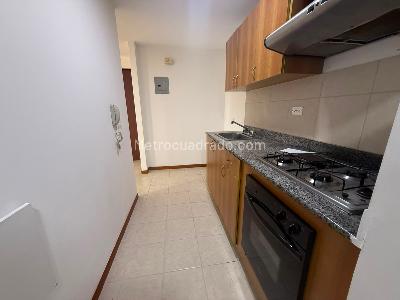 Apartamento de 2 alcobas en arriendo en Patio Bonito, Medellín, 75 m² · foto 12 de 13