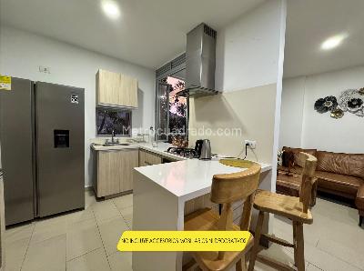 Apartamento de 3 alcobas en arriendo en Loma De Las Brujas, Envigado, 96 m² · foto 5 de 15