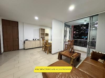 Apartamento de 3 alcobas en arriendo en Loma De Las Brujas, Envigado, 96 m² · foto 7 de 15