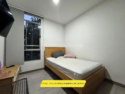 Apartamento de 3 alcobas en arriendo en Loma De Las Brujas, Envigado, 96 m² · foto 13 de 15