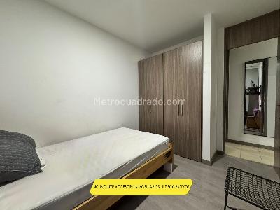 Apartamento de 3 alcobas en arriendo en Loma De Las Brujas, Envigado, 96 m² · foto 14 de 15