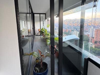 Apartamento de 2 alcobas en arriendo en San Lucas, Medellín, 110 m² · foto 6 de 10