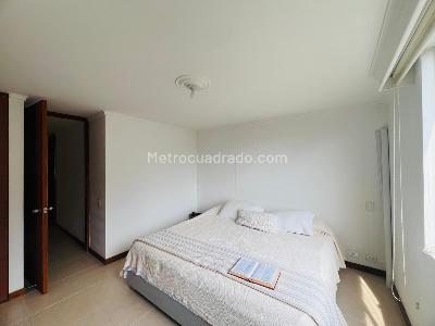Apartamento en venta en Loma Benedictinos, Envigado · foto 5 de 18