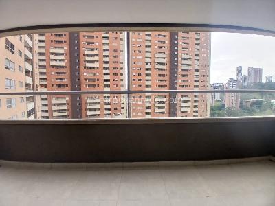 Apartamento de 3 alcobas en arriendo en Loma De San Jose, Sabaneta, 89 m² · foto 12 de 18