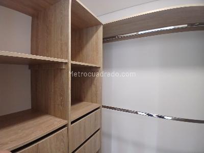 Apartamento de 3 alcobas en arriendo en Loma De San Jose, Sabaneta, 89 m² · foto 18 de 18
