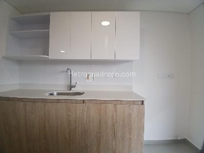 Apartamento de 3 alcobas en arriendo en Loma De San Jose, Sabaneta, 89 m² · foto 6 de 18