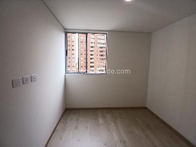 Apartamento de 3 alcobas en arriendo en Loma De San Jose, Sabaneta, 89 m² · foto 7 de 18