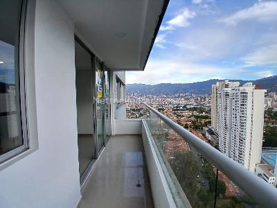 Apartamento de 3 alcobas en arriendo en Colinas Del Sur, Itagüí, 105 m² · foto 2 de 20