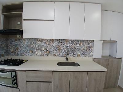 Apartamento de 3 alcobas en arriendo en Colinas Del Sur, Itagüí, 105 m² · foto 4 de 20