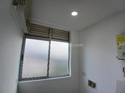 Apartamento de 3 alcobas en arriendo en Colinas Del Sur, Itagüí, 105 m² · foto 8 de 20