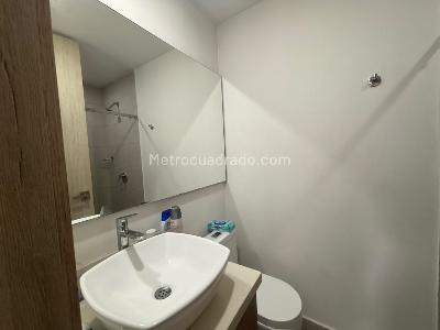 Apartamento de 1 alcoba en arriendo en Alameda, Medellín, 51 m² · foto 8 de 12