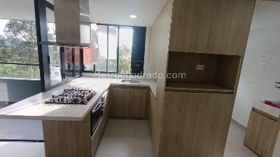 Apartamento de 3 alcobas en arriendo en Ciudad Del Rio, Medellín, 96 m² · foto 5 de 14