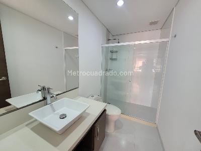 Apartamento de 3 alcobas en arriendo en Santa Maria De Los Angeles, Medellín, 140 m² · foto 10 de 15