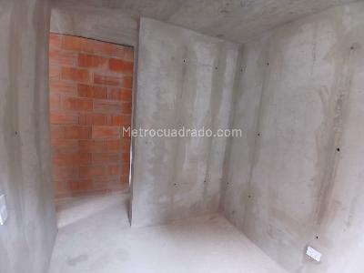 Apartamento de 2 alcobas en venta en Bucaros 1, Bello, 50 m² · foto 7 de 11