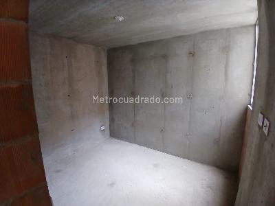 Apartamento de 2 alcobas en venta en Bucaros 1, Bello, 50 m² · foto 9 de 11