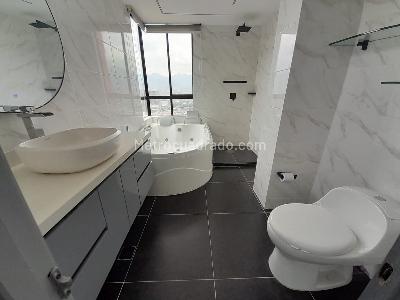 Apartamento de 3 alcobas en arriendo en San Diego, Medellín, 101 m² · foto 9 de 19