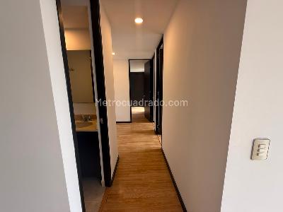 Apartamento de 3 alcobas en arriendo en Loma De Los Gonzalez, Medellín, 85 m² · foto 13 de 16