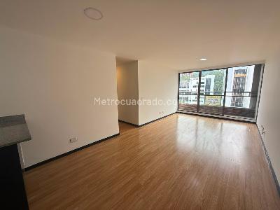 Apartamento de 3 alcobas en arriendo en Loma De Los Gonzalez, Medellín, 85 m² · foto 3 de 16