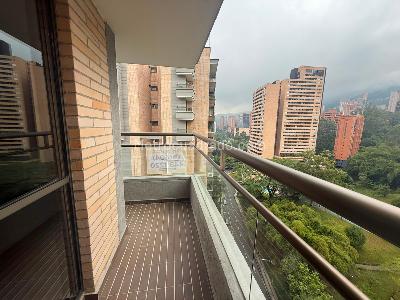 Apartamento de 3 alcobas en arriendo en Loma De Los Gonzalez, Medellín, 85 m² · foto 5 de 16