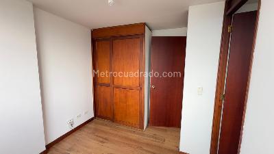 Apartamento de 2 alcobas en arriendo en Los Balsos 1, Medellín, 95 m² · foto 12 de 14