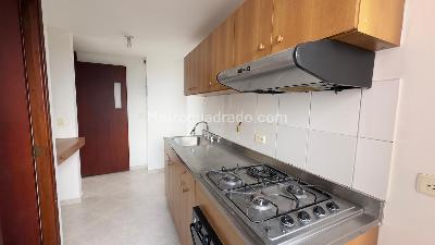 Apartamento de 2 alcobas en arriendo en Los Balsos 1, Medellín, 95 m² · foto 13 de 14
