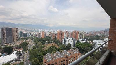 Apartamento de 2 alcobas en arriendo en Los Balsos 1, Medellín, 95 m² · foto 2 de 14