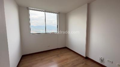 Apartamento de 2 alcobas en arriendo en Los Balsos 1, Medellín, 95 m² · foto 7 de 14