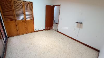Apartamento en arriendo en Laureles, Medellín · foto 8 de 19