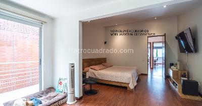 Casa de 3 alcobas en arriendo en San Lucas, Medellín, 315 m² · foto 2 de 20