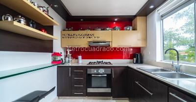 Casa de 3 alcobas en arriendo en San Lucas, Medellín, 315 m² · foto 18 de 20