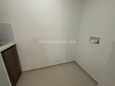Apartamento de 3 alcobas en arriendo en San Diego, Medellín, 76 m² · foto 13 de 13