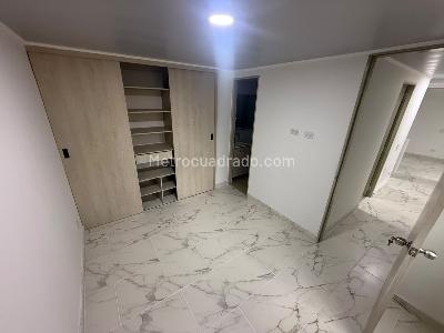 Apartamento de 3 alcobas en arriendo en Pajarito, Medellín, 55 m² · foto 3 de 10