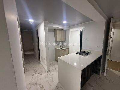 Apartamento de 3 alcobas en arriendo en Pajarito, Medellín, 55 m² · foto 9 de 10
