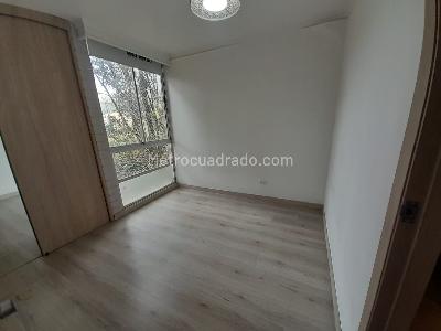 Apartamento de 2 alcobas en arriendo en San Diego, Medellín, 76 m² · foto 11 de 18