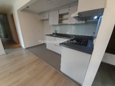 Apartamento de 2 alcobas en arriendo en San Diego, Medellín, 76 m² · foto 3 de 18