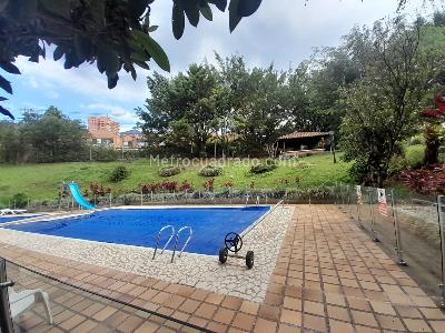 Apartamento de 3 alcobas en arriendo en La Visitacion, Medellín, 91 m² · foto 17 de 18