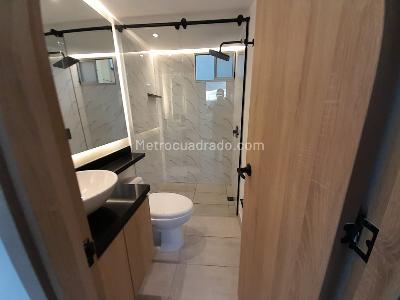Apartamento de 2 alcobas en arriendo en Oviedo, Medellín, 75 m² · foto 13 de 17