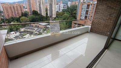 Apartamento de 2 alcobas en arriendo en Los Balsos 1, Medellín, 87 m² · foto 7 de 18