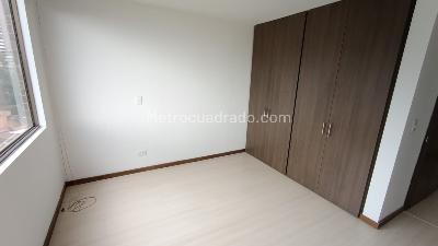 Apartamento de 2 alcobas en arriendo en Los Balsos 1, Medellín, 87 m² · foto 11 de 18