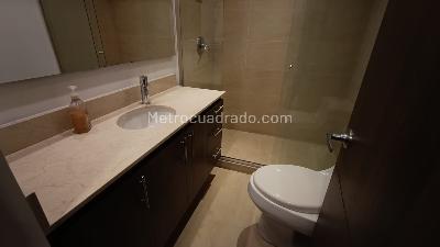 Apartamento de 2 alcobas en arriendo en Los Balsos 1, Medellín, 87 m² · foto 16 de 18