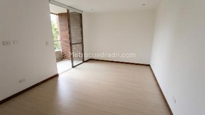 Apartamento de 2 alcobas en arriendo en Los Balsos 1, Medellín, 87 m² · foto 18 de 18