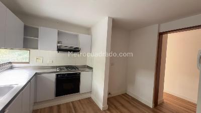 Apartamento en arriendo en San Lucas, Medellín · foto 7 de 16