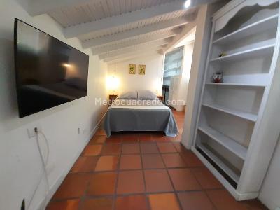 Apartamento en arriendo en Castropol, Medellín · foto 10 de 16