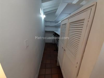 Apartamento en arriendo en Castropol, Medellín · foto 14 de 16