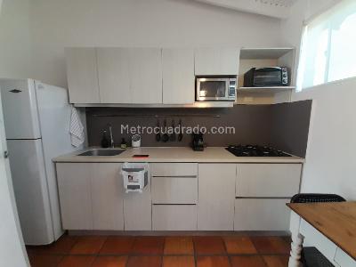 Apartamento en arriendo en Castropol, Medellín · foto 4 de 16