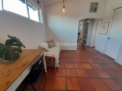 Apartamento en arriendo en Castropol, Medellín · foto 6 de 16
