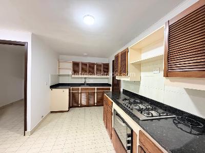 Apartamento de 3 alcobas en arriendo en Las Lomas 1, Medellín, 148 m² · foto 3 de 19
