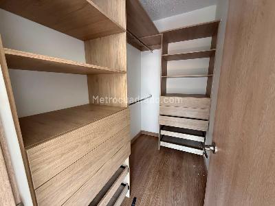 Apartamento de 2 alcobas en arriendo en Loma De San Julian, Medellín, 95 m² · foto 13 de 13