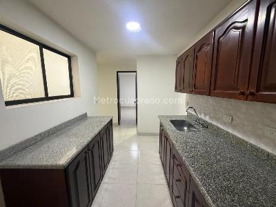 Apartamento en venta en Simon Bolivar, Medellín · foto 3 de 16